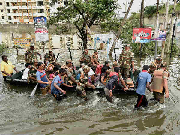 చెన్నైలో తీవ్ర వర్షాల కారణంగా 180 కోట్ల రుపాయలు నష్టపోయిన ఆటోమొబైల్ ఇండస్ట్రీ