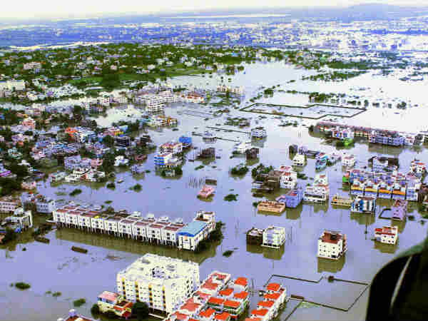 చెన్నైలో తీవ్ర వర్షాల కారణంగా 180 కోట్ల రుపాయలు నష్టపోయిన ఆటోమొబైల్ ఇండస్ట్రీ