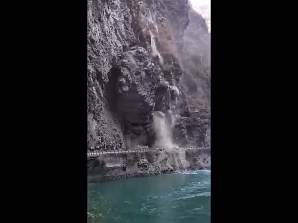  పెను విధ్వంసాన్ని సృష్టించిన కులు కొండ చరియలు