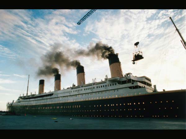  టైటానిక్ ధర 