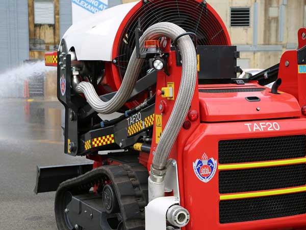 అగ్ని ప్రమదాలలో చురుగ్గా స్పందించే రోబో వాహనం 