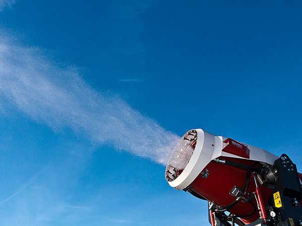 అగ్ని ప్రమదాలలో చురుగ్గా స్పందించే రోబో వాహనం 