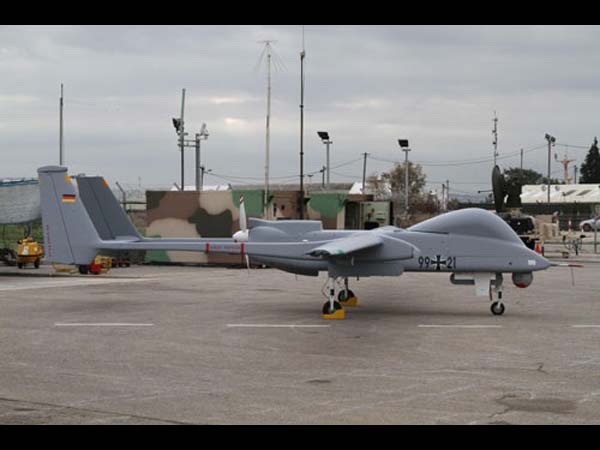 స్వయం చాలకంగా 