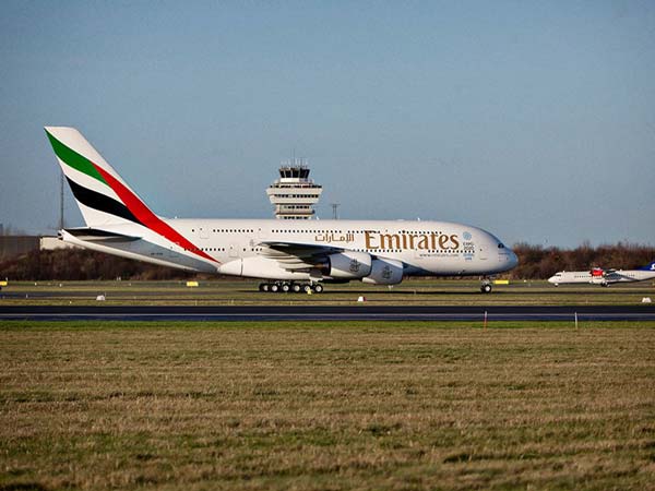 15. ఎమిరేట్స్ ఎయిర్‌లైన్స్
