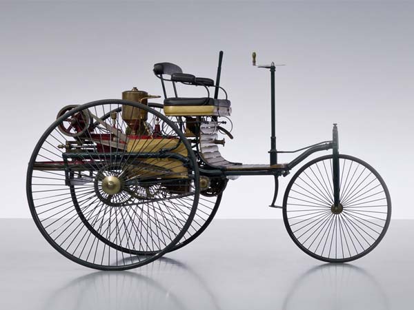 1. ప్రపంచంలో మొదటి కారు