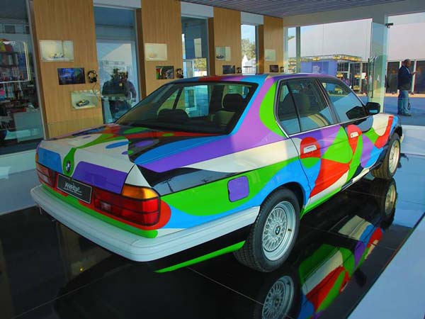  ఇండియా ఆర్ట్ ఫెయిర్ ప్రదర్శనకు సిద్దమైన బిఎమ్‌డబ్ల్యూ