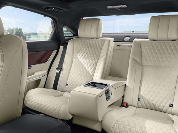 జాగ్వార్ ఎక్స్‌జె ఫీచర్లు 