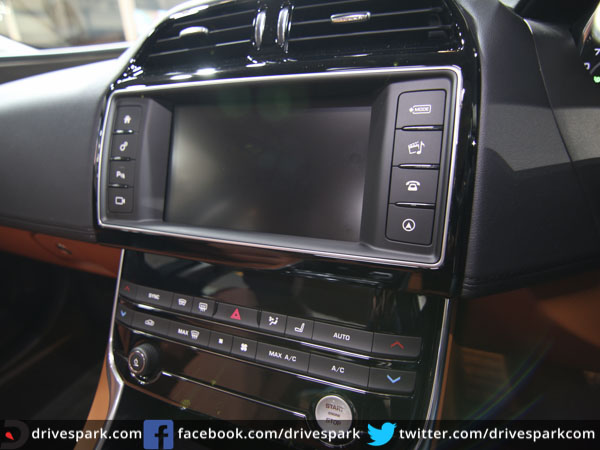 ఫీచర్లు