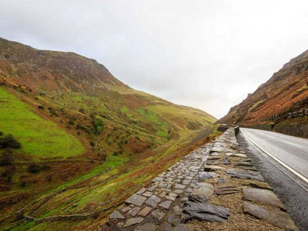  పురాతన బొగ్గు గనులలో బయల్పడిన రహస్యమైన కార్లు అవశేషాలు