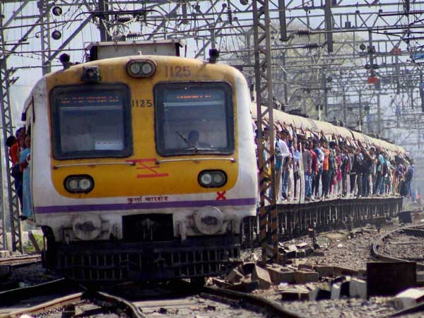 ట్రాన్సిట్ ట్రైన్స్