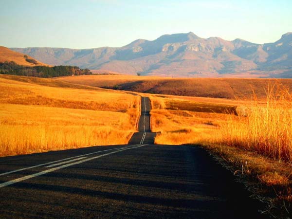  10.కరుగుతున్న తారు రోడ్లు ఉంటాయి గమనించుకోండి