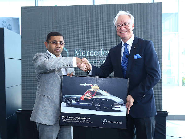 అమరావతిలో మొదటి మెర్సిడెస్ బెంజ్ షోరూమ్ ప్రారంభం 