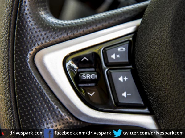 సౌత్‌లోకి టాటా టియాగో ప్రారంభం ధర 3.32 లక్షలు 