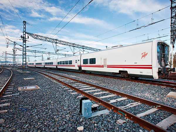 ఇండియాకు చేరిన టాల్గో రైళ్లు