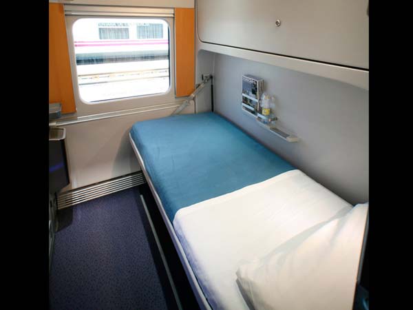 ఇండియాకు చేరిన టాల్గో రైళ్లు