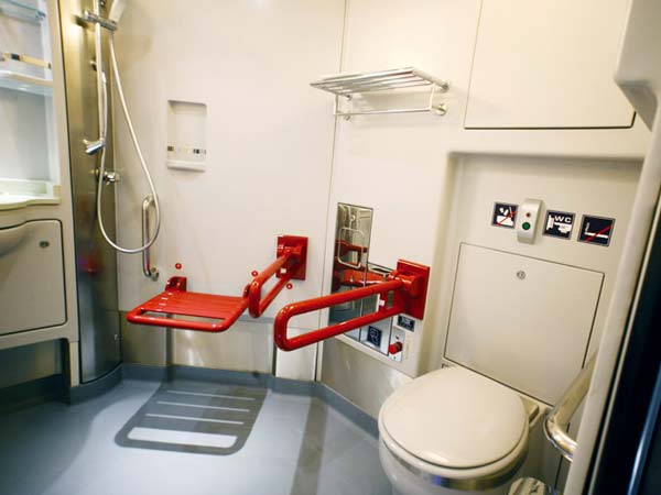 ఇండియాకు చేరిన టాల్గో రైళ్లు