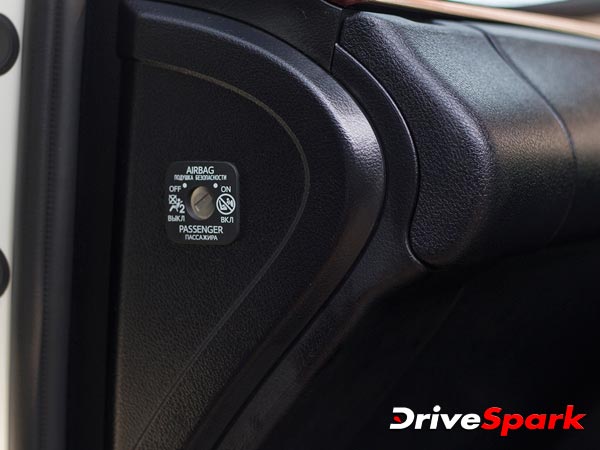 క్రిస్టాగా కొనసాగుతున్న ఇన్నోవా: టెస్ట్ డ్రైవ్ సంభందించి సమగ్ర విమర్శ