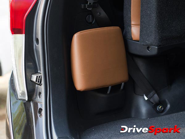 క్రిస్టాగా కొనసాగుతున్న ఇన్నోవా: టెస్ట్ డ్రైవ్ సంభందించి సమగ్ర విమర్శ