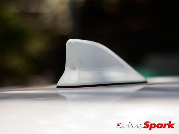 క్రిస్టాగా కొనసాగుతున్న ఇన్నోవా: టెస్ట్ డ్రైవ్ సంభందించి సమగ్ర విమర్శ