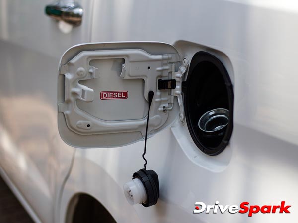 క్రిస్టాగా కొనసాగుతున్న ఇన్నోవా: టెస్ట్ డ్రైవ్ సంభందించి సమగ్ర విమర్శ