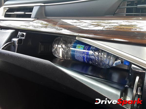 క్రిస్టాగా కొనసాగుతున్న ఇన్నోవా: టెస్ట్ డ్రైవ్ సంభందించి సమగ్ర విమర్శ