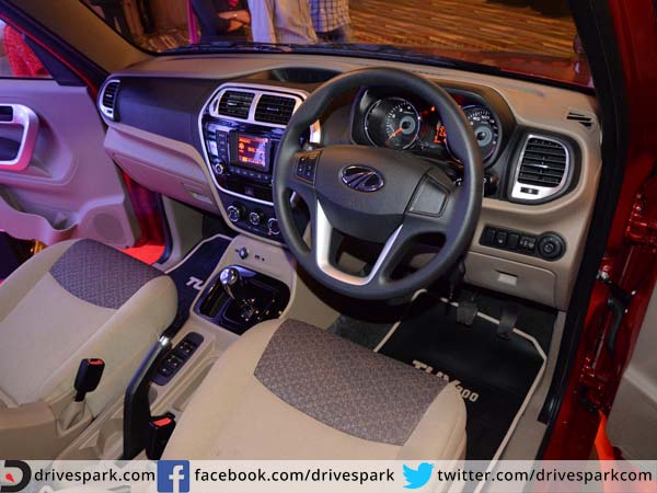 మహీంద్రా టియూవీ300 మైలేజ్, ధర వివరాలు