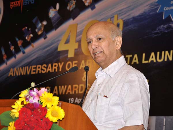 14. ఎక్కువ మంది బ్యాచిలర్స్