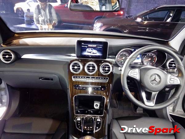 మెర్సిడెస్ బెంజ్ జిఎల్‌సిలోని డీజల్ ఇంజన్