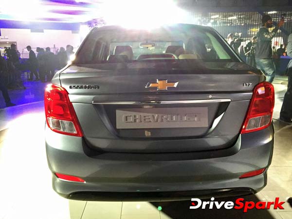 షెవర్లే ఎసెన్షియా కాంపాక్ట్ సెడాన్ 