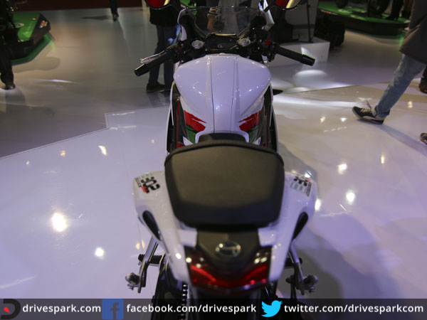 బెనెల్లీ టొరాండో 302 