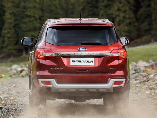 ధరలను తగ్గించిన తరువాత ఫోర్డ్ ఎండీవర్ ధరలు