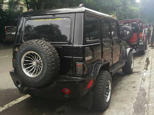 హ్యాండ్ క్రాఫ్టెడ్ మహీంద్రా బొలెరో