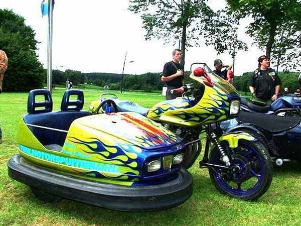  విచిత్రమైన మోటార్ సైకిళ్ల సైడ్ కార్లు 