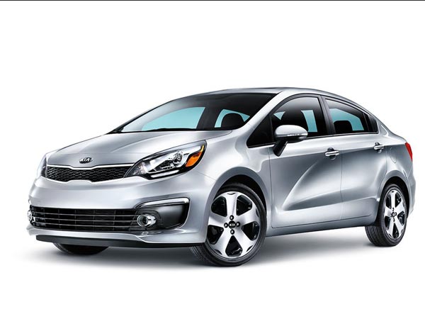 రియో సెడాన్ 