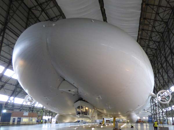 నింగికేగిన ప్రపంచపు అతి పెద్ద ఎయిర్‌ల్యాండర్ 