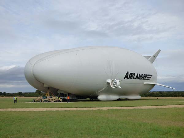 నింగికేగిన ప్రపంచపు అతి పెద్ద ఎయిర్‌ల్యాండర్ 