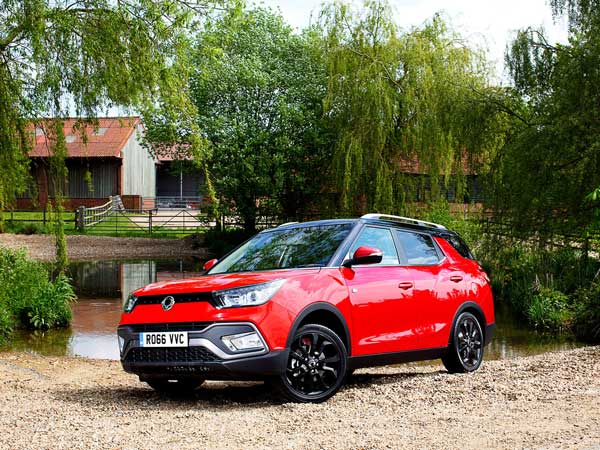 పొడవైన టివోలి ఎస్‌యువిని విడుదల చేసిన శాంగ్‌యాంగ్ మోటార్స్ 