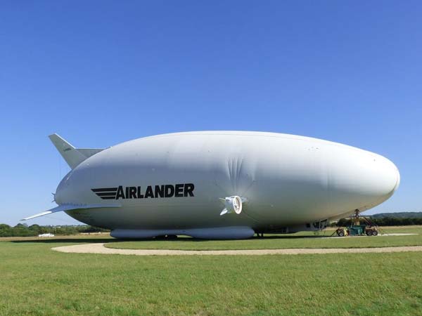 కుప్పకూలిన ఎయిర్ ల్యాండర్ 10