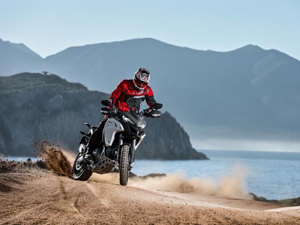 డుకాటి మల్టీస్ట్రాడా 1200 ఎండురో 