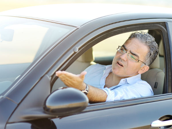 తలతిక్క డ్రైవర్లందరూ ఇక్కడే ఉన్నారు 