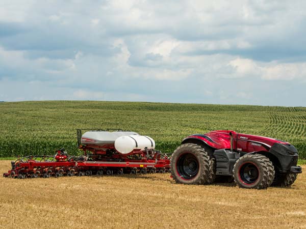 డ్రైవర్ అవసరం లేని ట్రాక్టర్లు