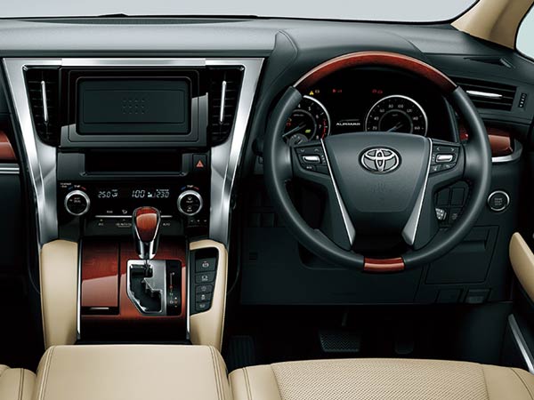  టయోటా అల్పార్డ్ లగ్జరీ ఎమ్‌పివి
