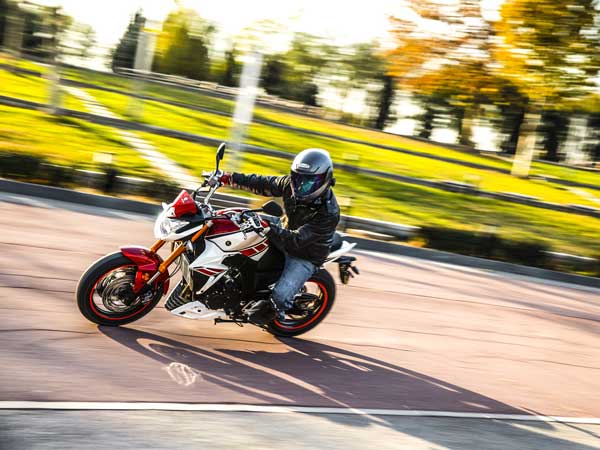 ఈడర్ మోటార్స్ ఛైర్మెన్ అరెస్టు