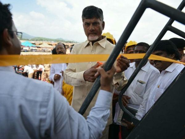 ప్రపంచంలో కెల్లా అతి పెద్ద ట్రక్కు