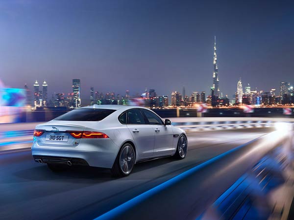 ఎక్స్ఎఫ్ సెడాన్‌ను విడుదల చేసిన జాగ్వార్