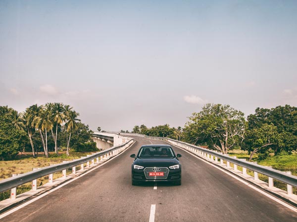  2017 ఆడి ఏ4 లగ్జరీ సెడాన్ ఫస్ట్ డ్రైవ్ రివ్యూ రిపోర్ట్ 