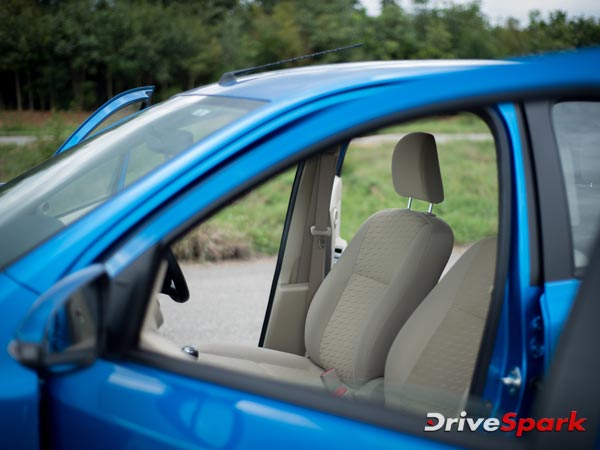 టయోటా ఎటియోస్ లివా ఫస్ట్ డ్రైవ్ రివ్యూ