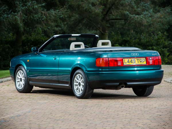 20వ శతాబ్దాన్ని ఎంతగానో ఆకట్టుకున్న రాణి గారి కారు వేలానికి