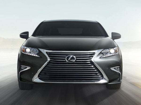 మార్కెట్లోకి మూడు మోడళ్లతో లెక్సస్ ఎంట్రీ
