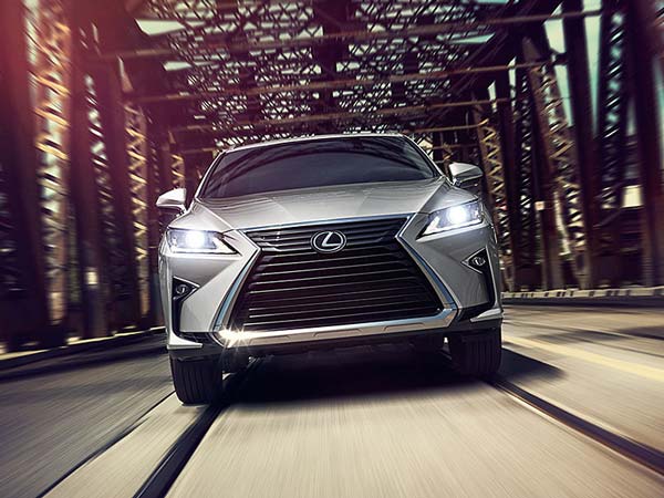 మార్కెట్లోకి మూడు మోడళ్లతో లెక్సస్ ఎంట్రీ
